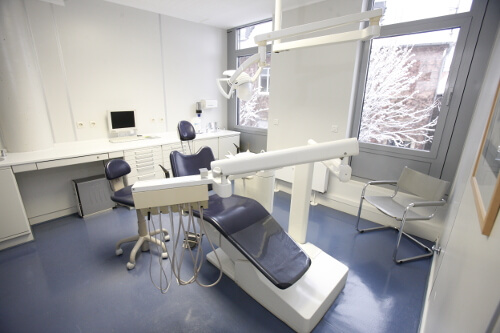 Behandlungsraum-Zahnarzt-Münster-Dr.-Althoff